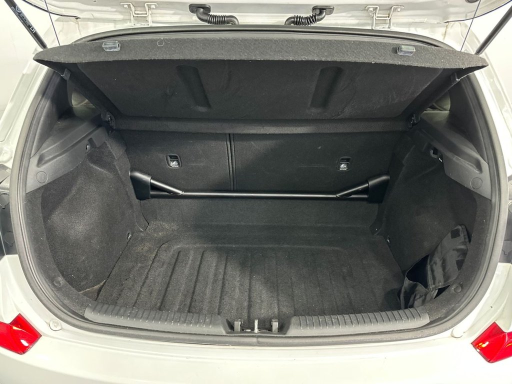 Used Hyundai i30 2018 for sale - 77436965: Photo 37