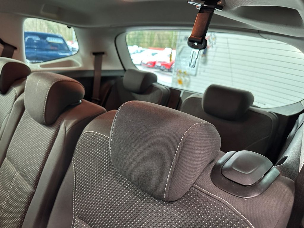 Used Vauxhall Zafira Tourer 2015 for sale - 77275946: Photo 26