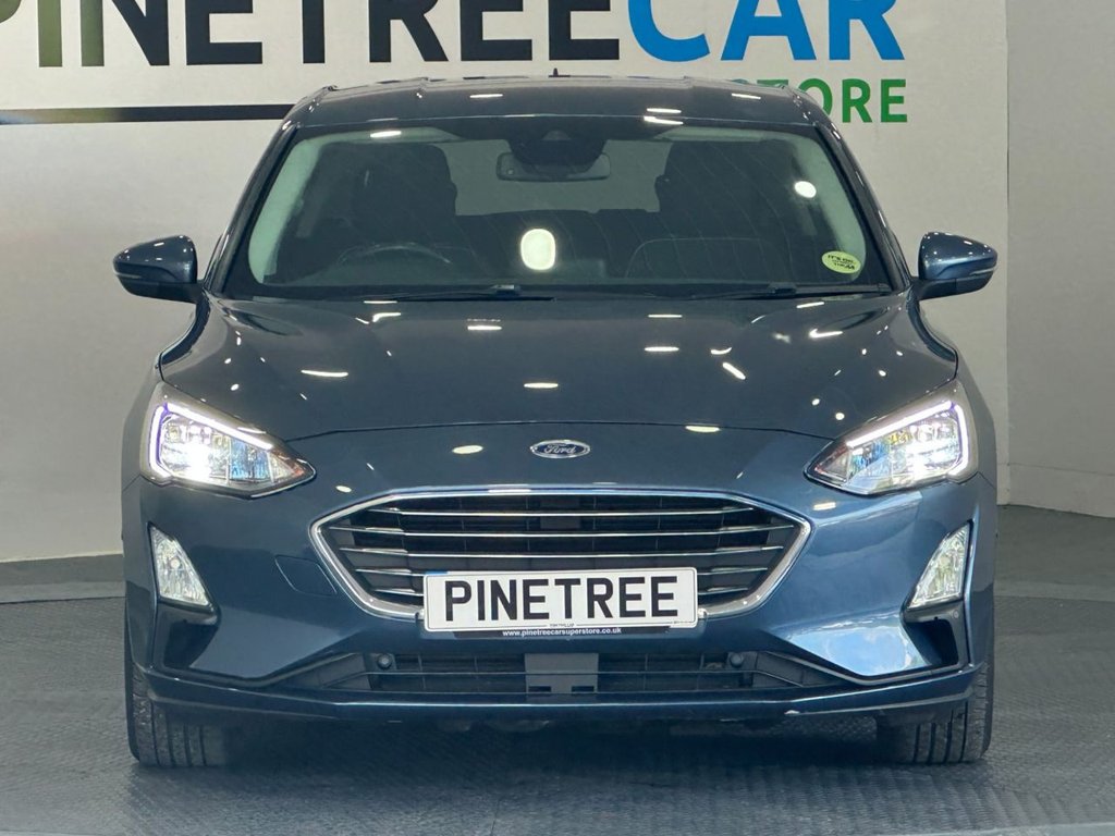 Used Ford Focus 2020 for sale - 76039033: Photo 2