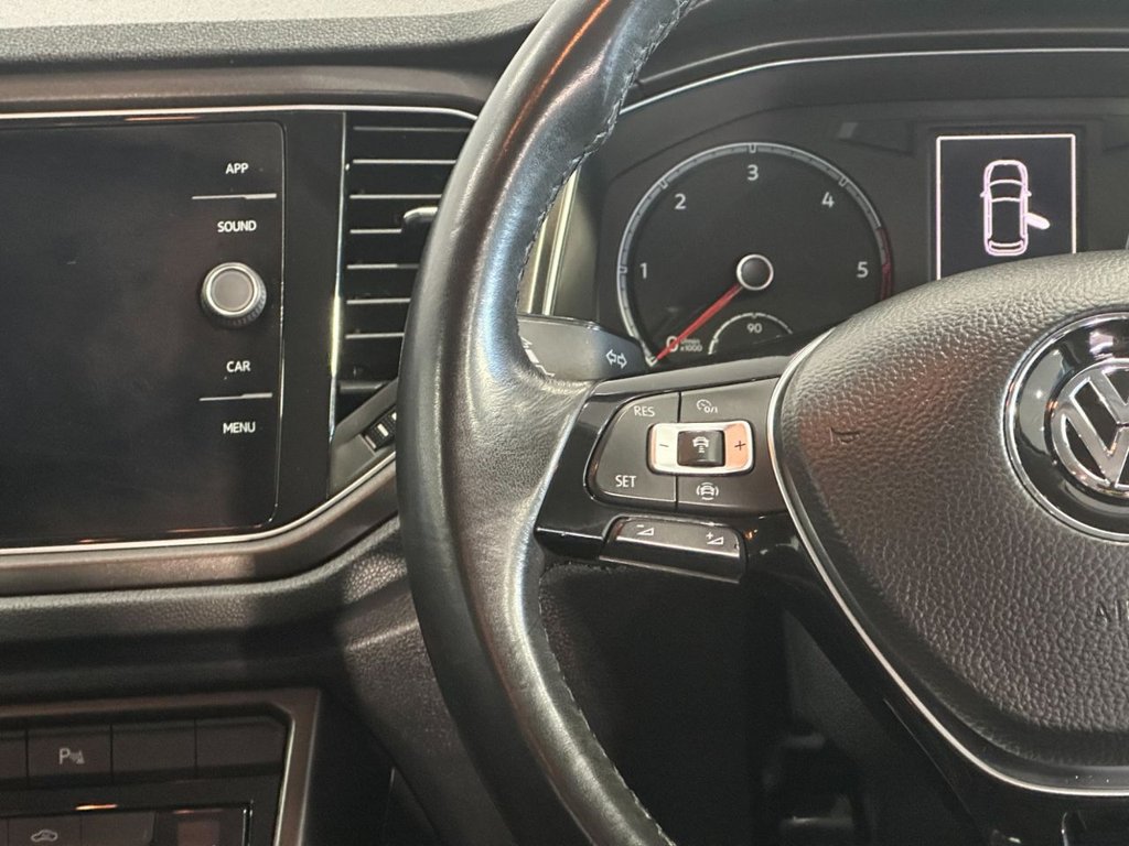 Used Volkswagen T-Roc 2018 for sale - 76417589: Photo 25