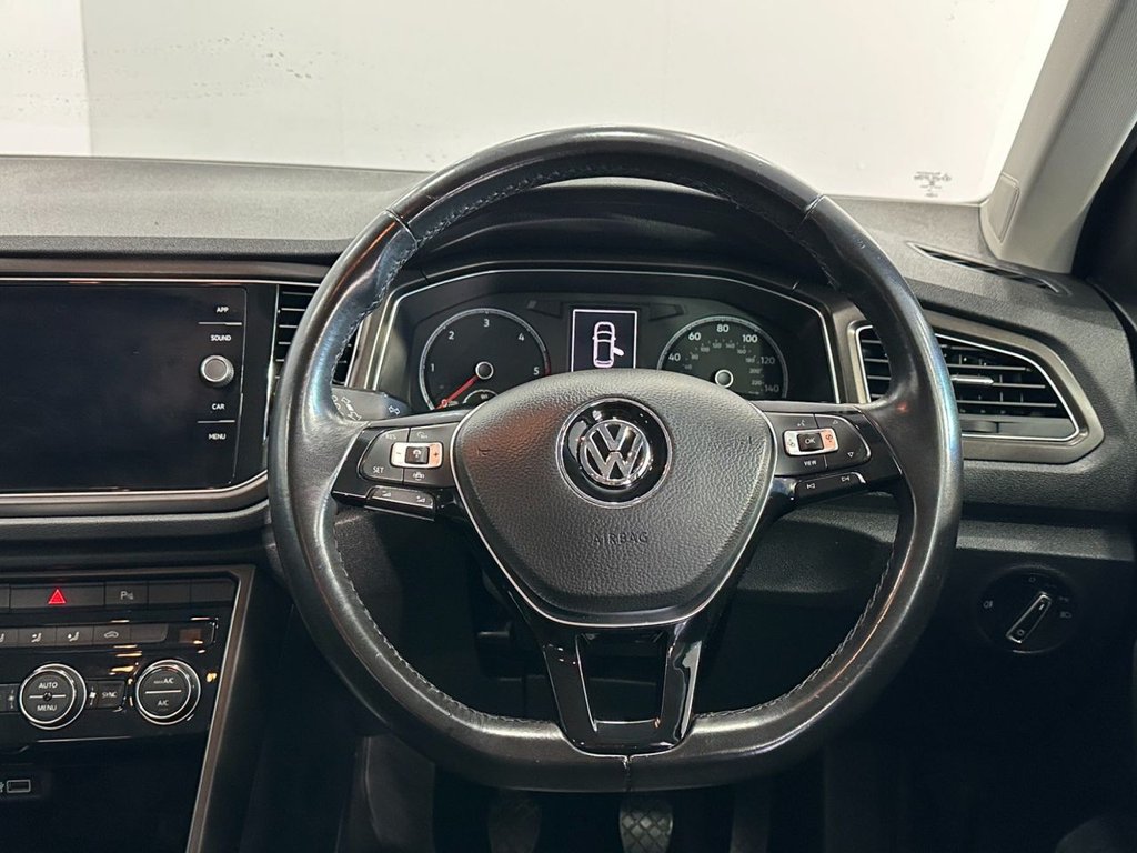 Used Volkswagen T-Roc 2018 for sale - 76417589: Photo 26