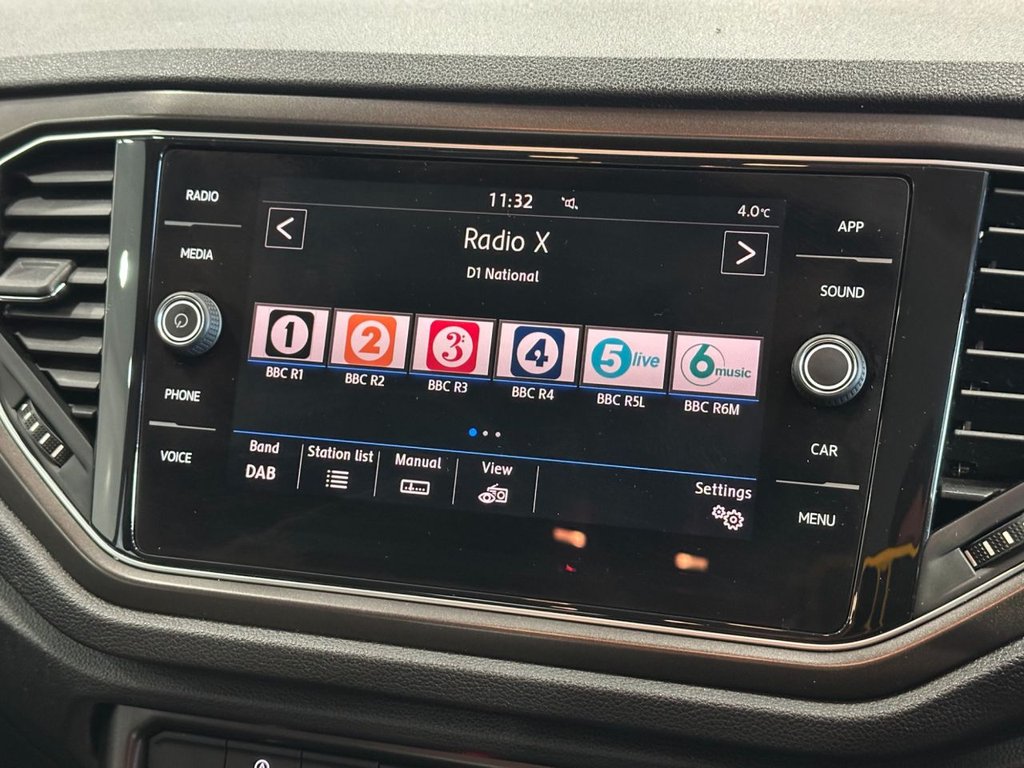 Used Volkswagen T-Roc 2018 for sale - 76417589: Photo 29