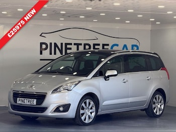 Used Peugeot 5008 2016 for sale - 76039285: Photo