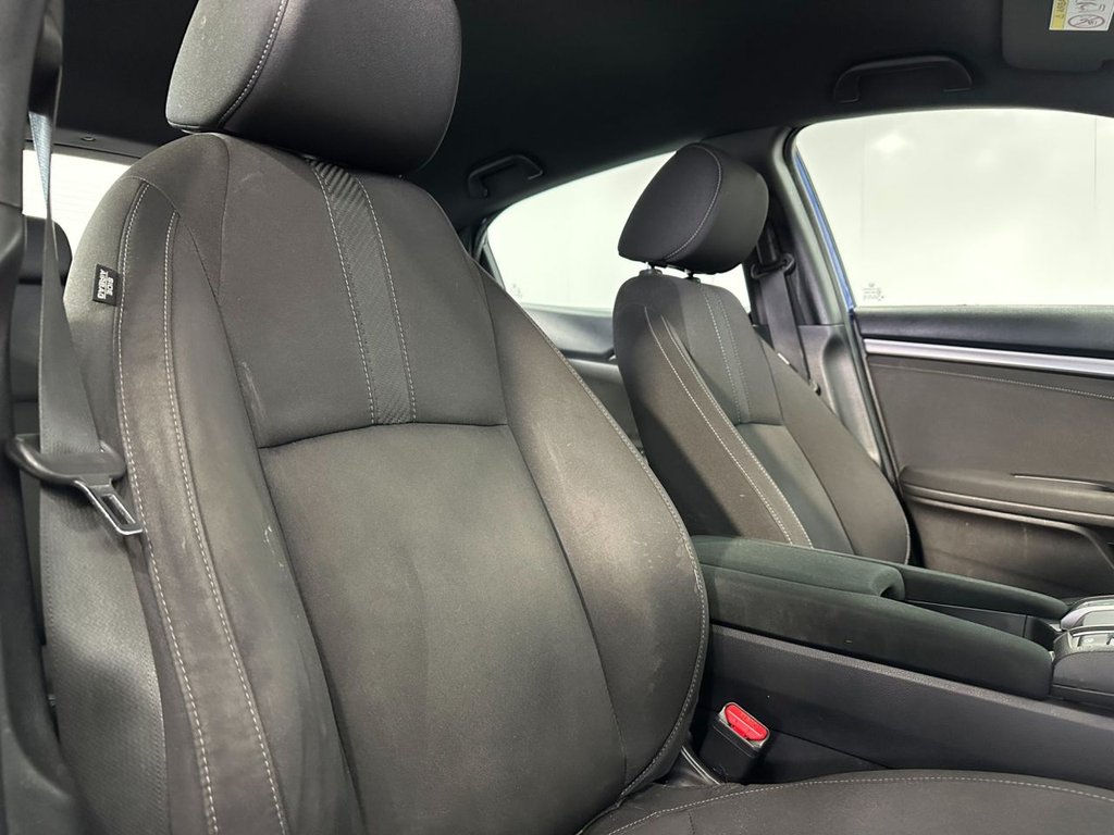 Used Honda Civic 2017 for sale - 77031107: Photo 19