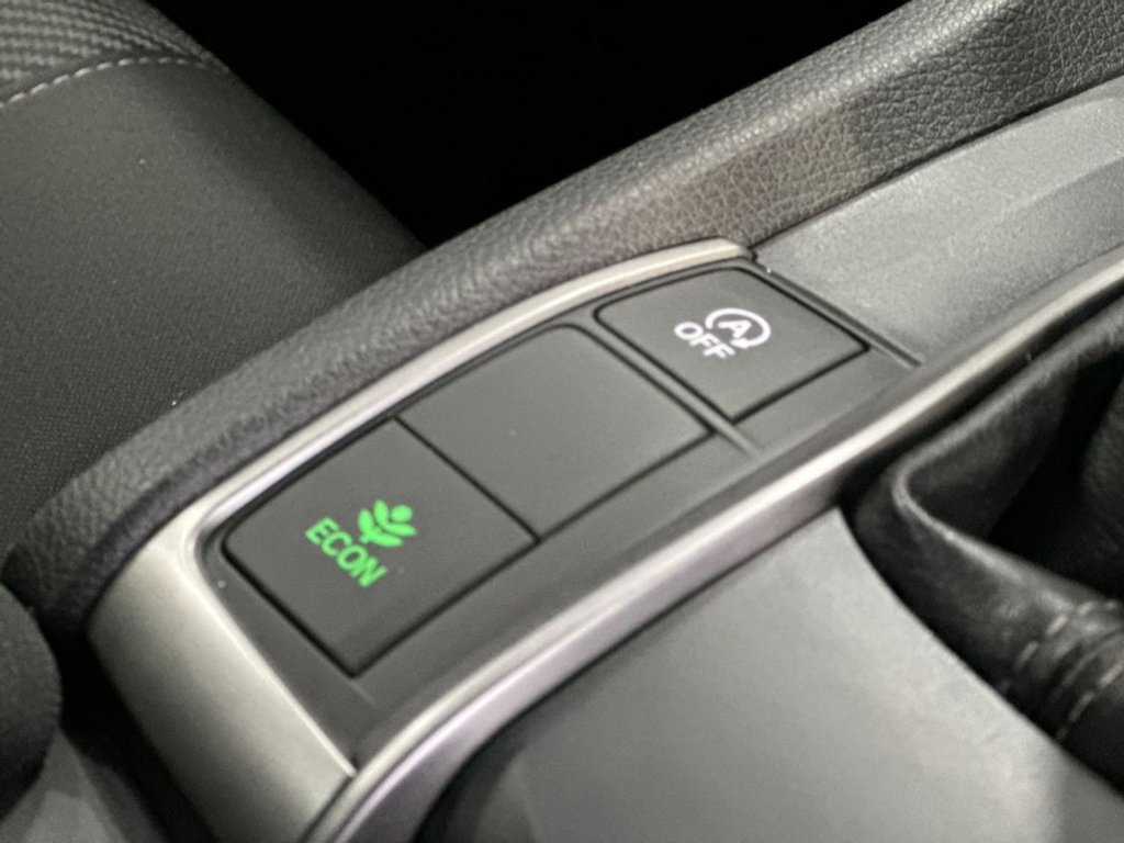 Used Honda Civic 2017 for sale - 77031107: Photo 29