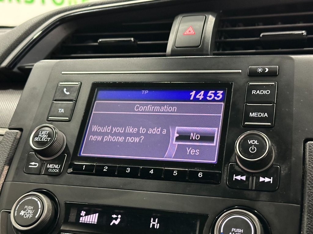 Used Honda Civic 2017 for sale - 77031107: Photo 32