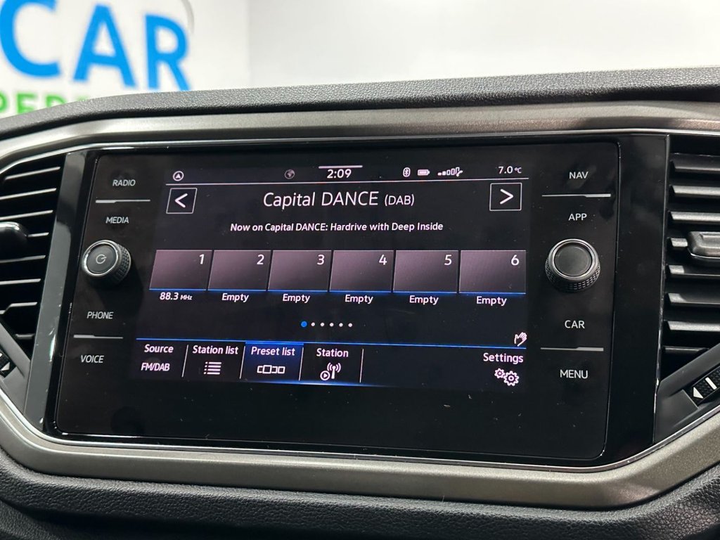 Used Volkswagen T-Roc 2021 for sale - 76496656: Photo 26