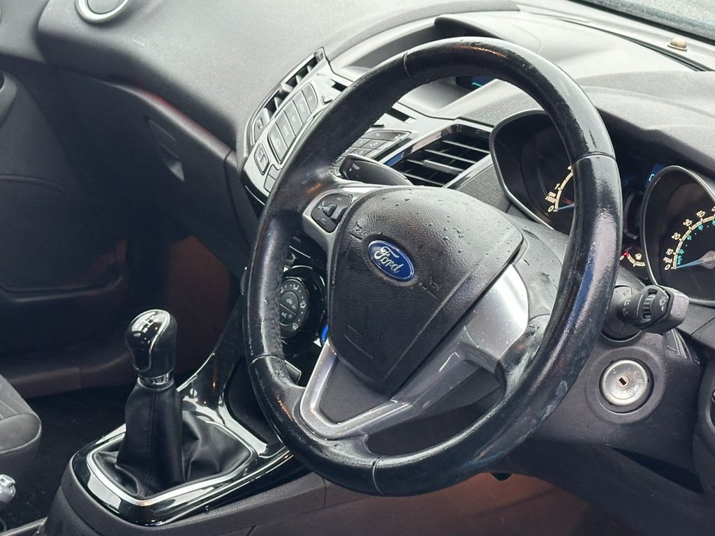 Used Ford Fiesta 2013 for sale - 76691345: Photo 2