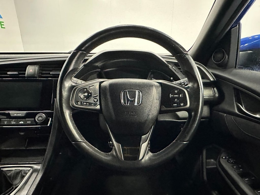 Used Honda Civic 2018 for sale - 77384470: Photo 26