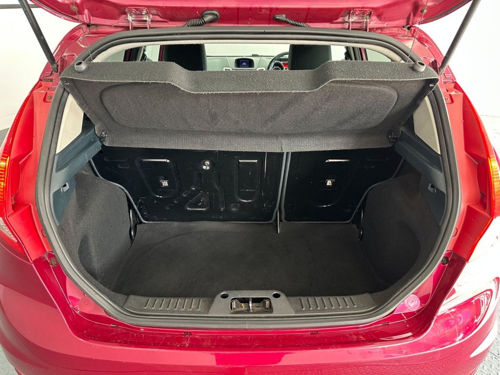 Used Ford Fiesta 2011 for sale - 76318712: Photo 18