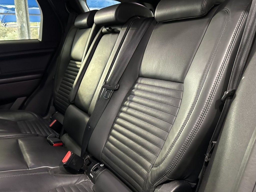 Used Land Rover Discovery Sport 2015 for sale - 76147982: Photo 26