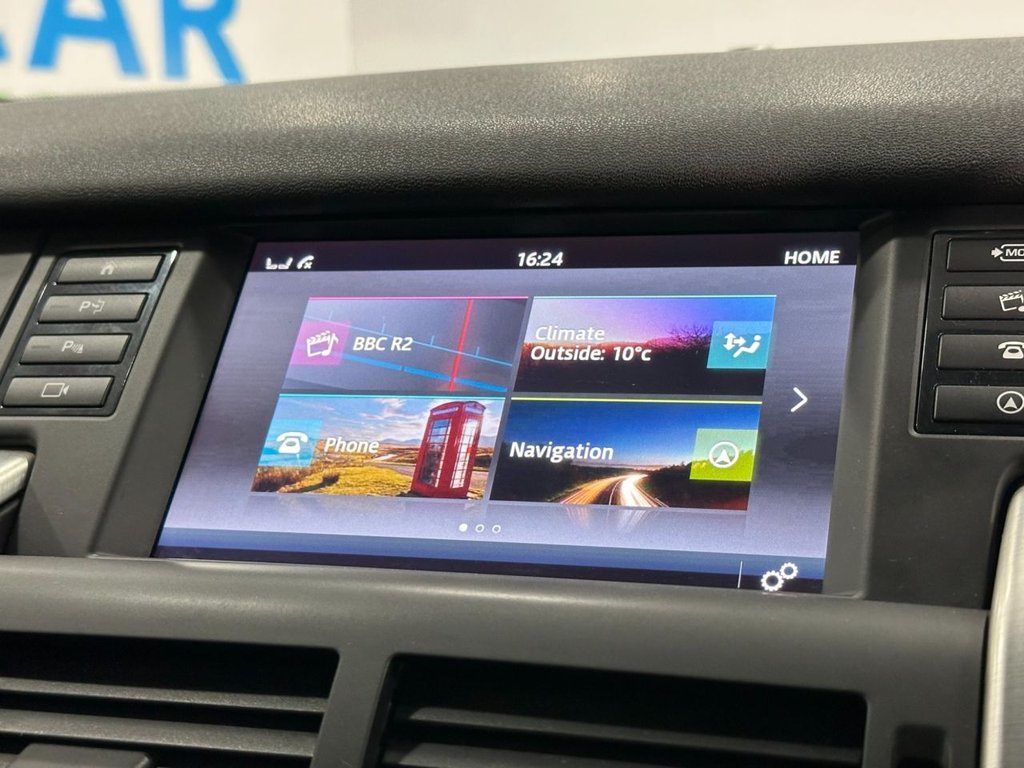 Used Land Rover Discovery Sport 2015 for sale - 76147982: Photo 32