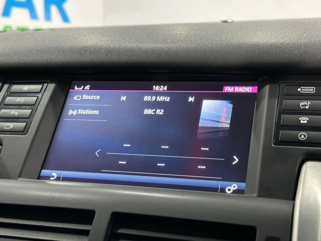 Used Land Rover Discovery Sport 2015 for sale - 76147982: Photo 34