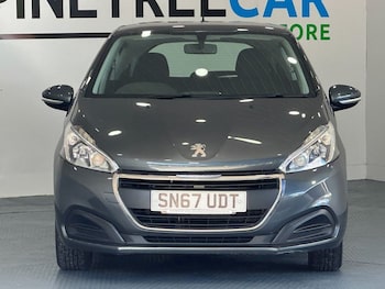 Used Peugeot 208 2017 for sale - 76039197: Photo