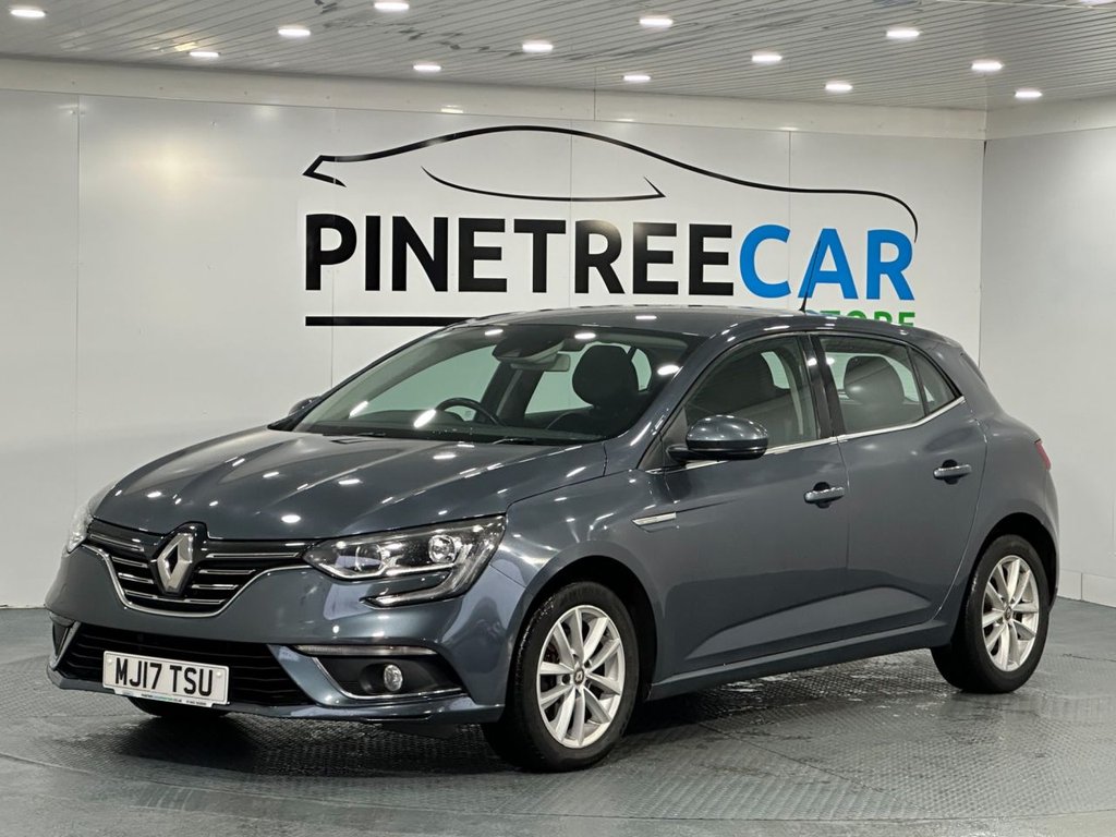 Used Renault Megane 2017 for sale - 77936200: Photo 3
