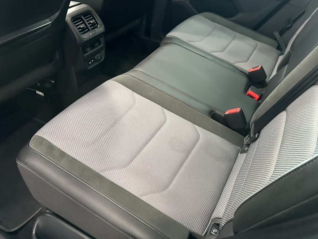 Used Volkswagen Tiguan 2018 for sale - 76039209: Photo 21