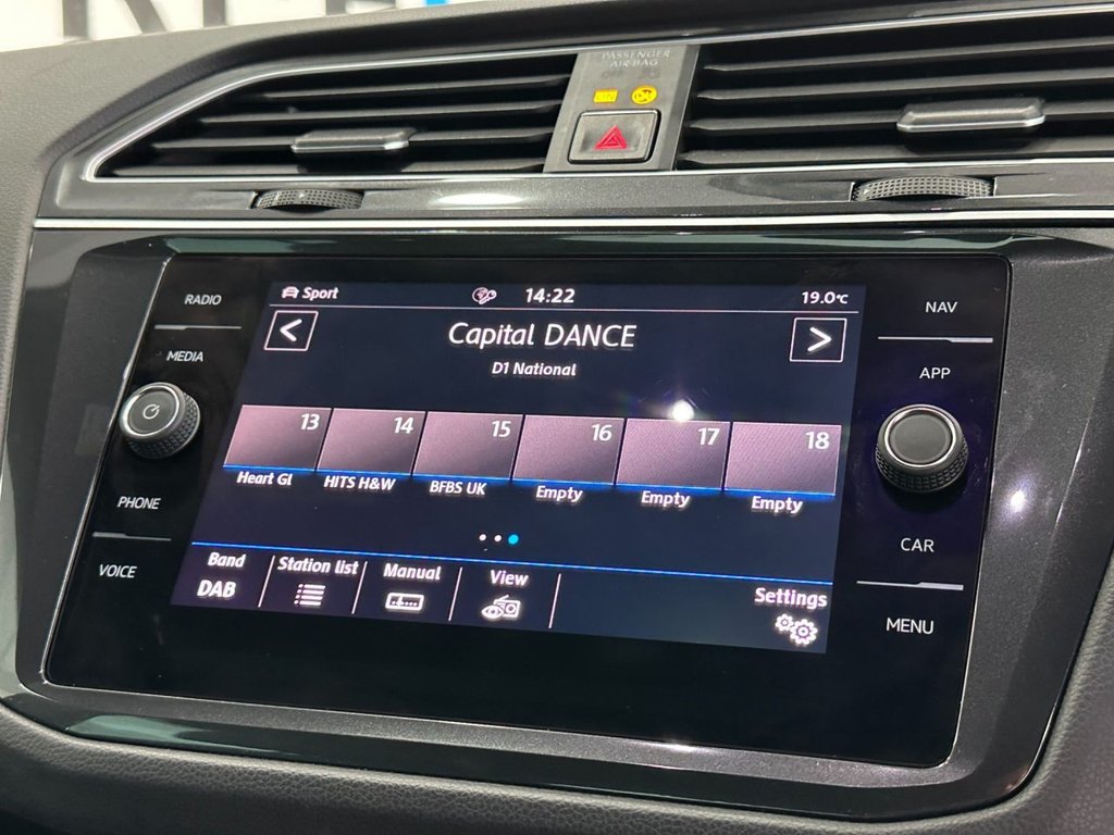 Used Volkswagen Tiguan 2018 for sale - 76039209: Photo 31