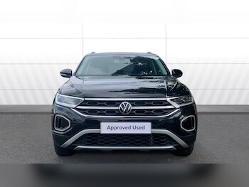 Used Volkswagen T-Roc 2025 for sale - 78835045: Photo