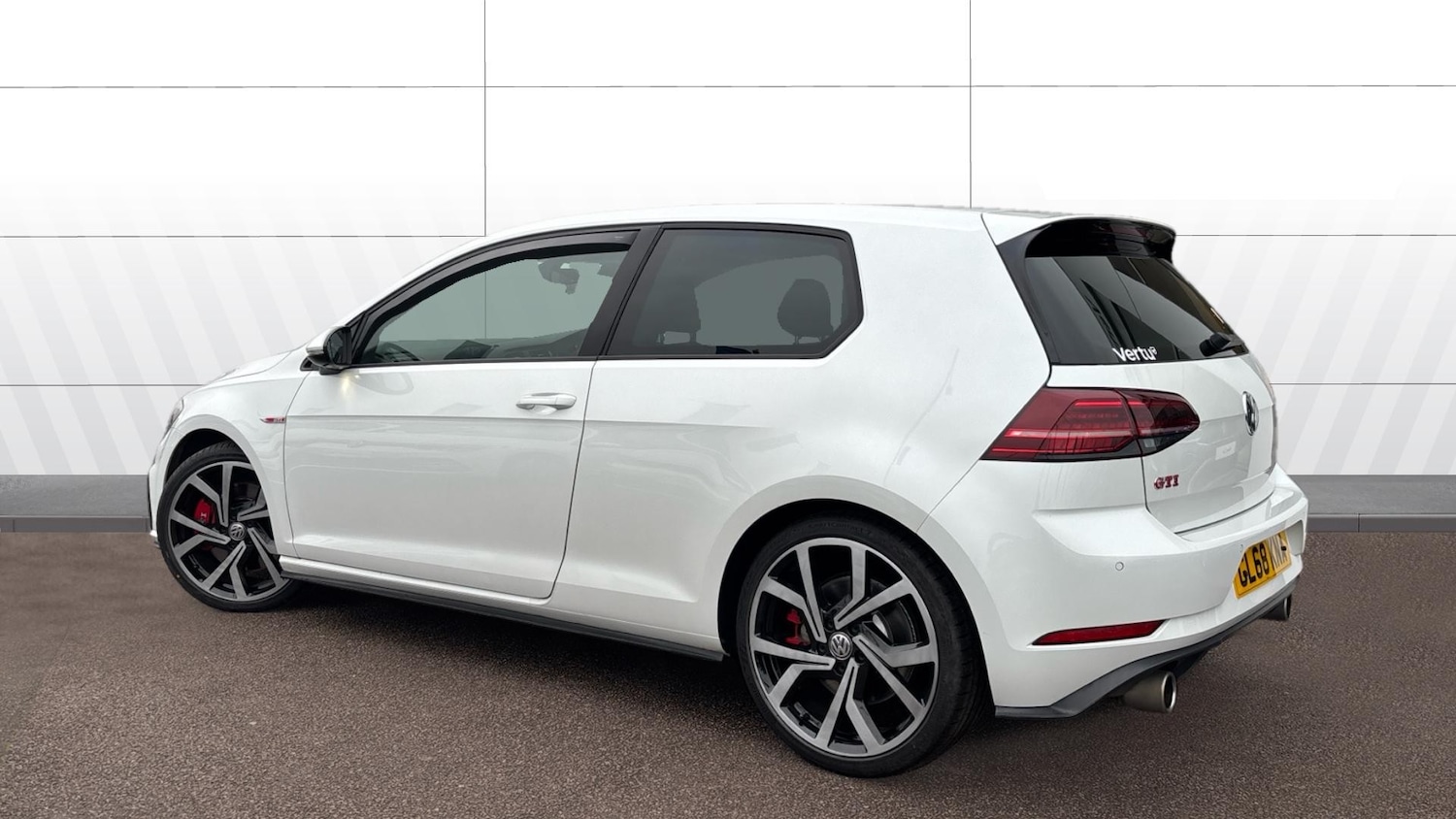 Used Volkswagen Golf 2018 for sale - 76734930: Photo 2