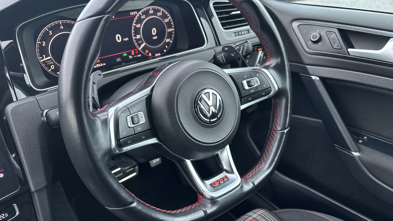 Used Volkswagen Golf 2018 for sale - 76734930: Photo 60