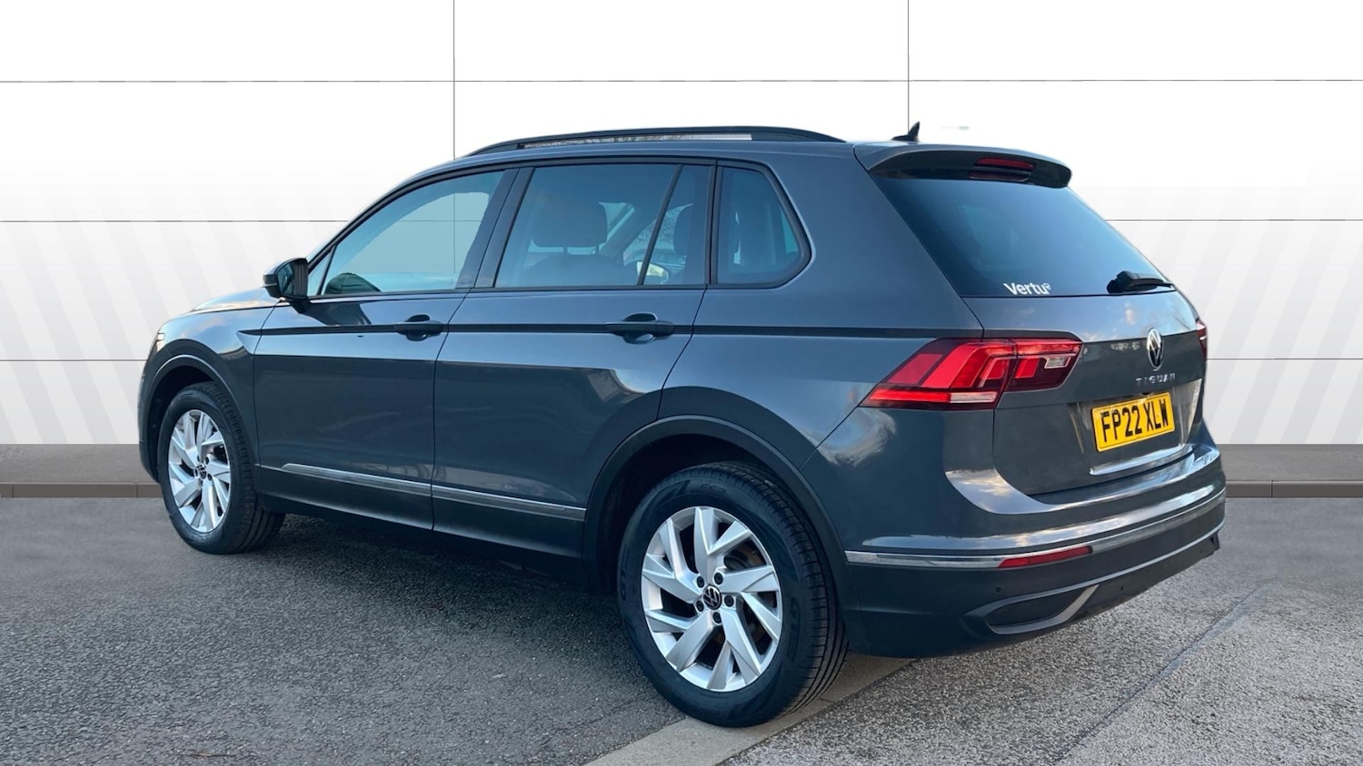 Used Volkswagen Tiguan 2022 for sale - 76905921: Photo 2