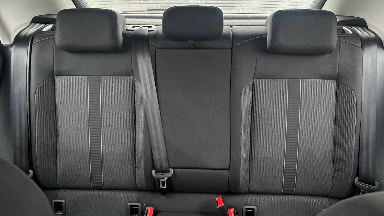 Used Volkswagen T-Roc 2024 for sale - 77515340: Photo 15