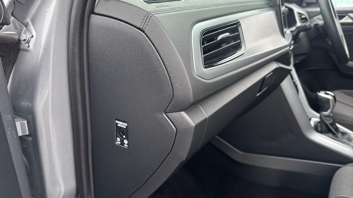 Used Volkswagen T-Roc 2024 for sale - 77515340: Photo 21