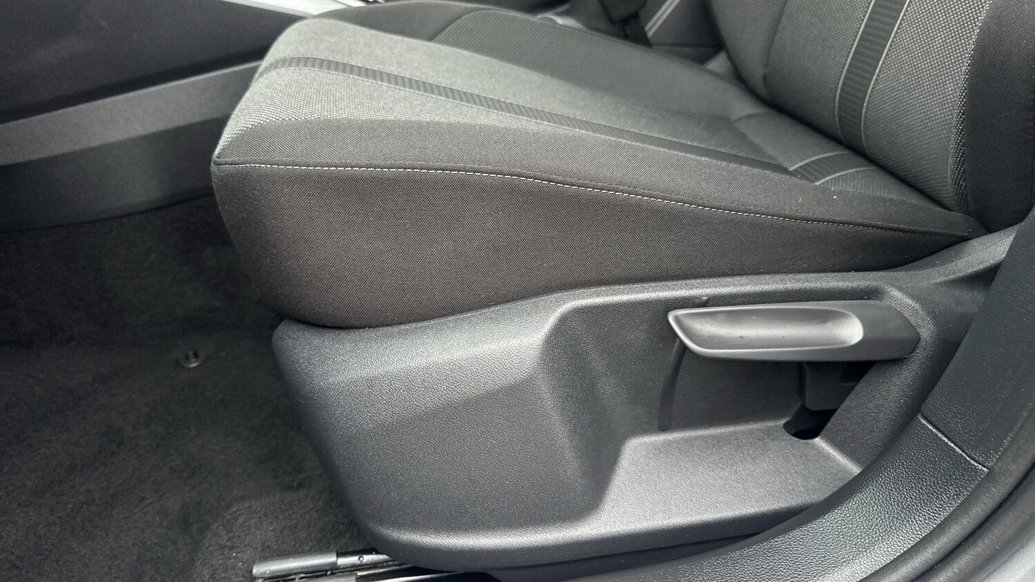 Used Volkswagen T-Roc 2024 for sale - 77515340: Photo 22