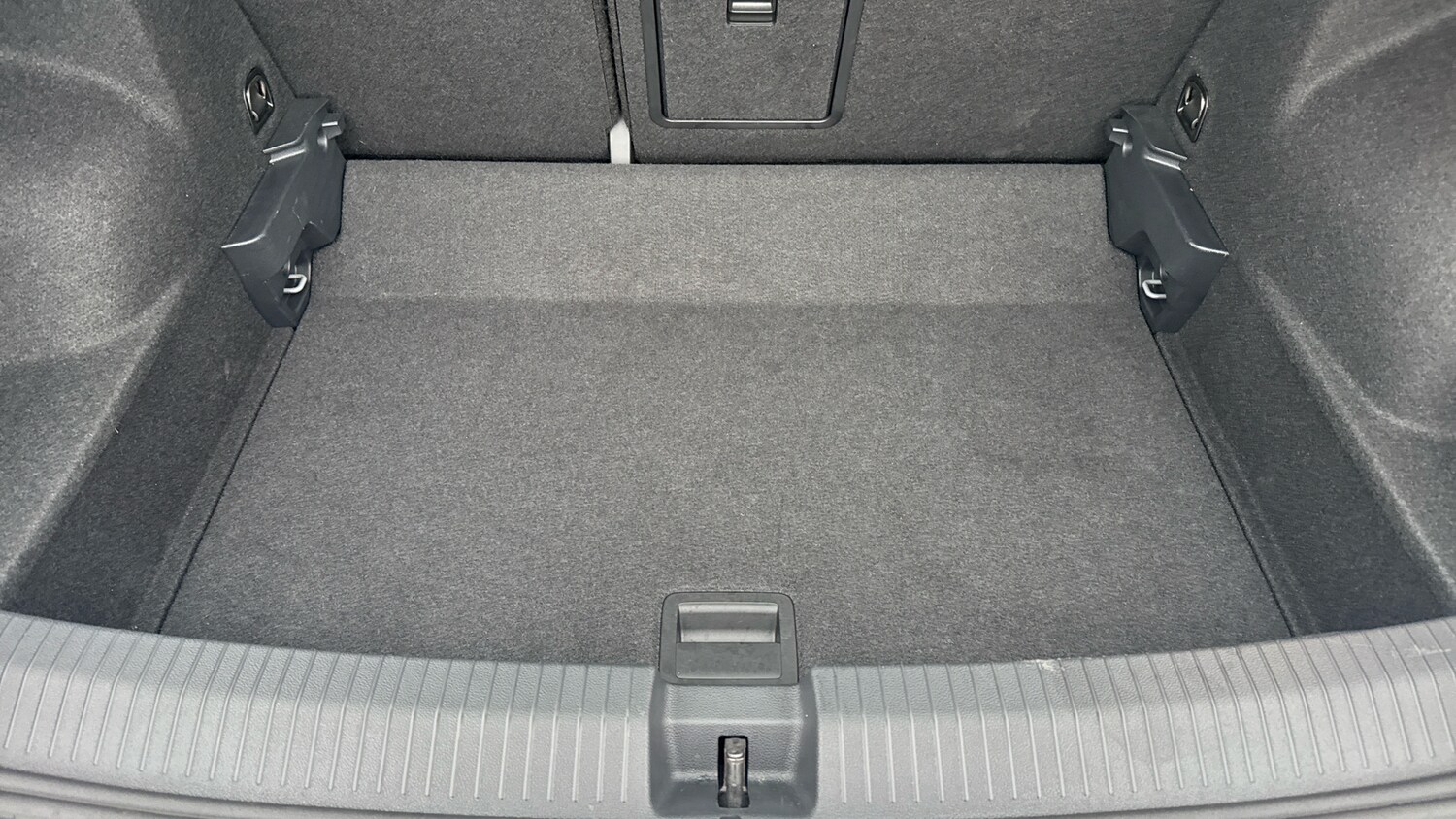 Used Volkswagen T-Roc 2024 for sale - 77515340: Photo 27