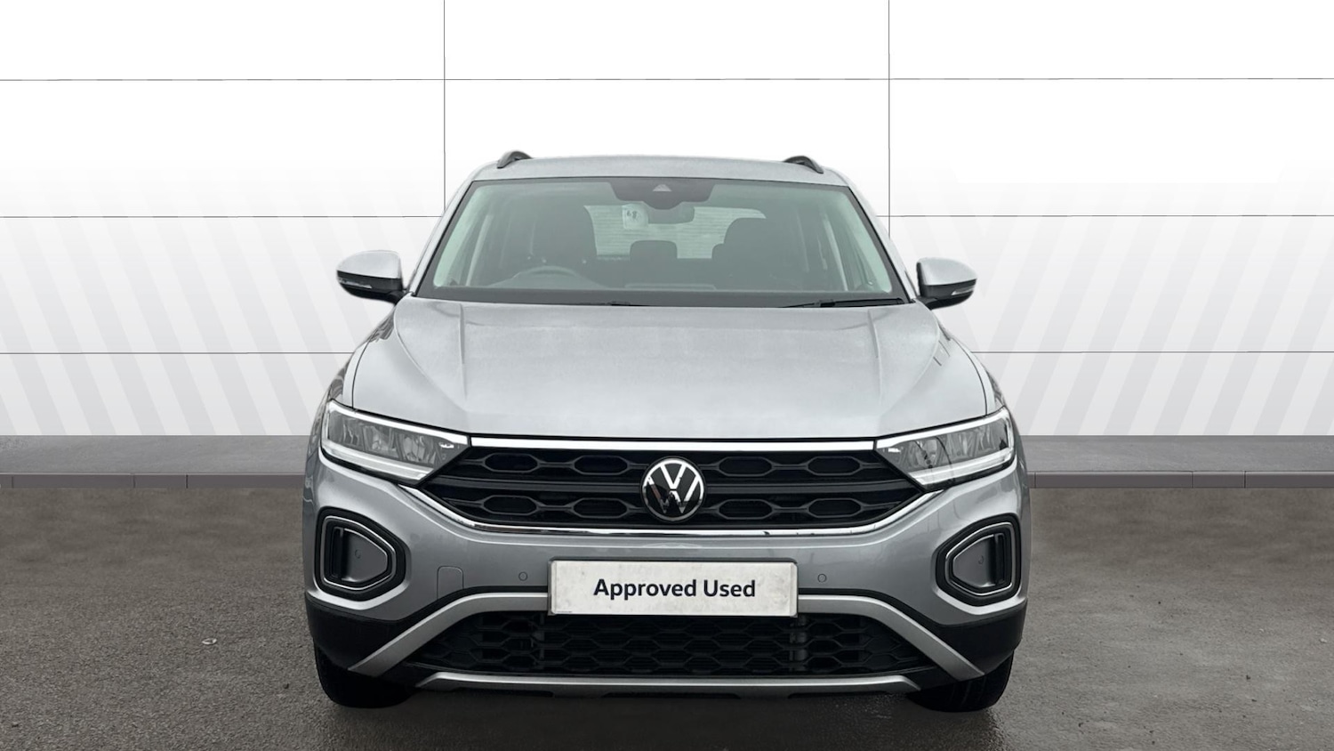 Used Volkswagen T-Roc 2024 for sale - 77515340: Photo 3