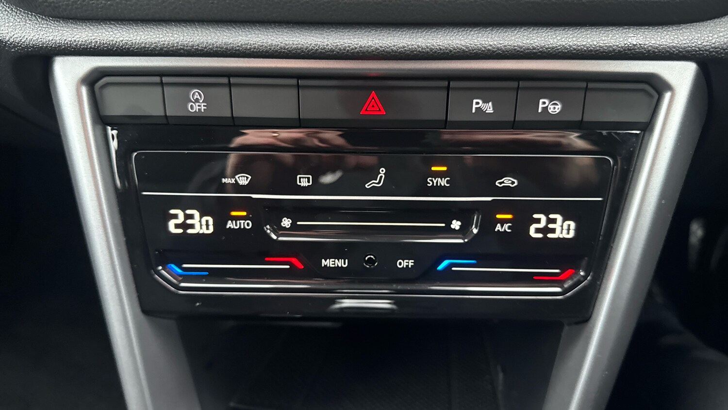 Used Volkswagen T-Roc 2024 for sale - 77515340: Photo 37