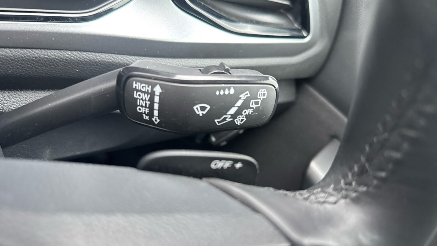 Used Volkswagen T-Roc 2024 for sale - 77515340: Photo 39