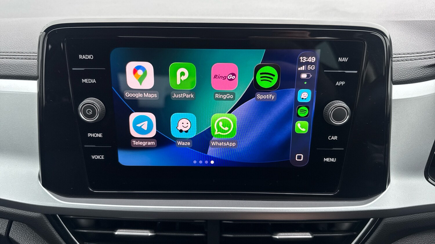 Used Volkswagen T-Roc 2024 for sale - 77515340: Photo 46