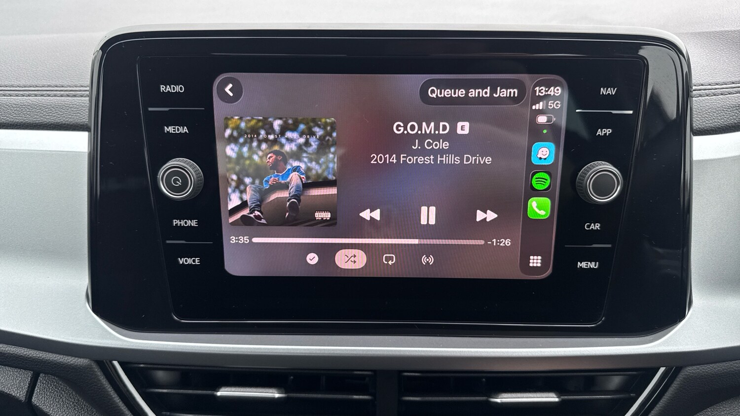 Used Volkswagen T-Roc 2024 for sale - 77515340: Photo 48