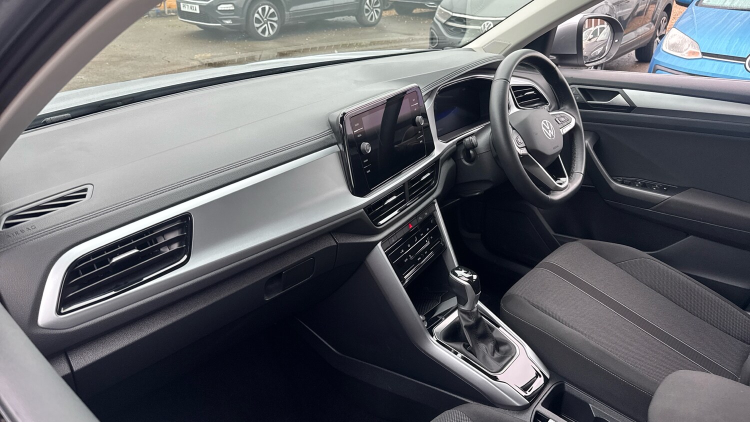 Used Volkswagen T-Roc 2024 for sale - 77515340: Photo 9