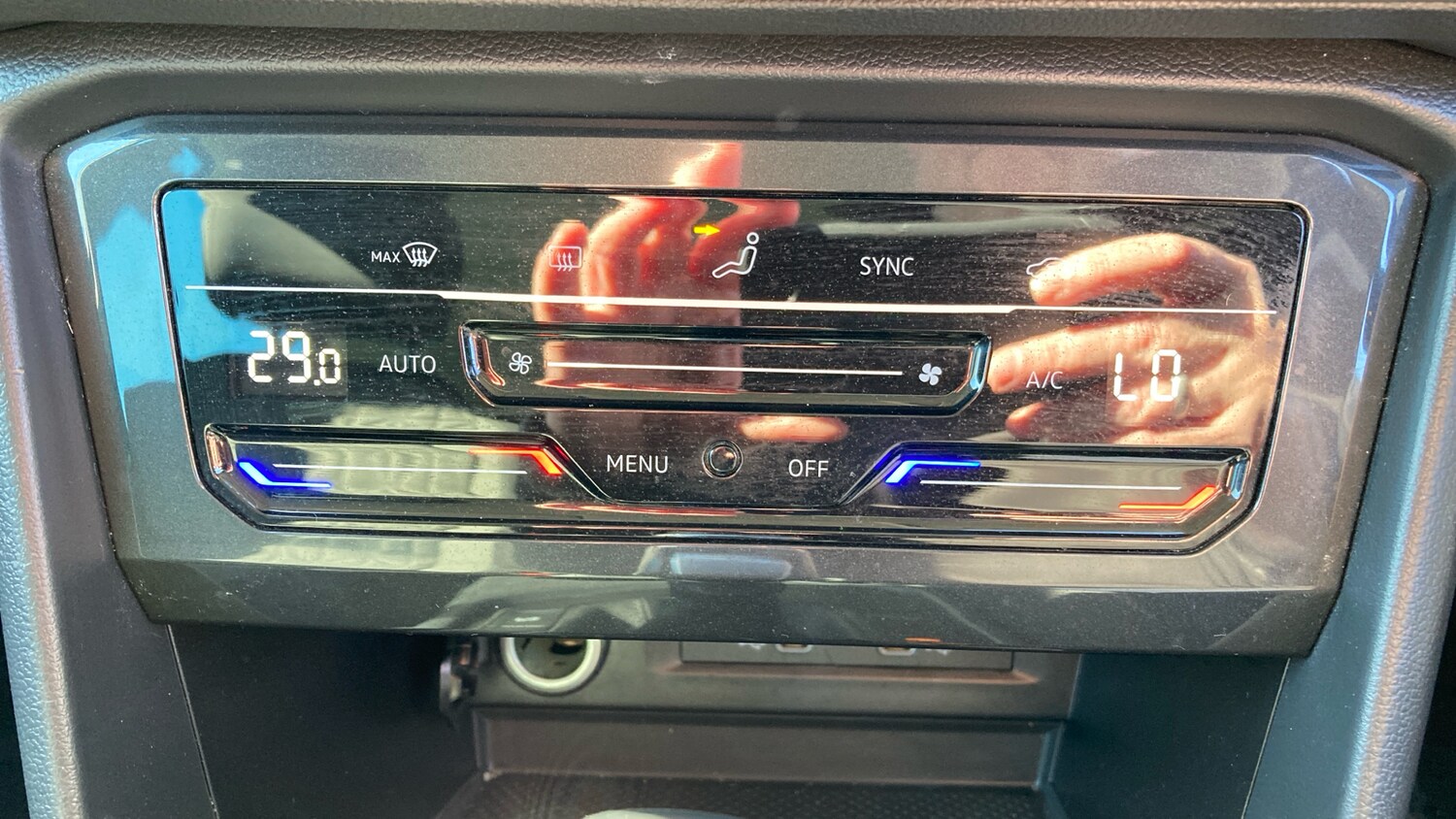 Used Volkswagen Tiguan 2022 for sale - 77930493: Photo 30