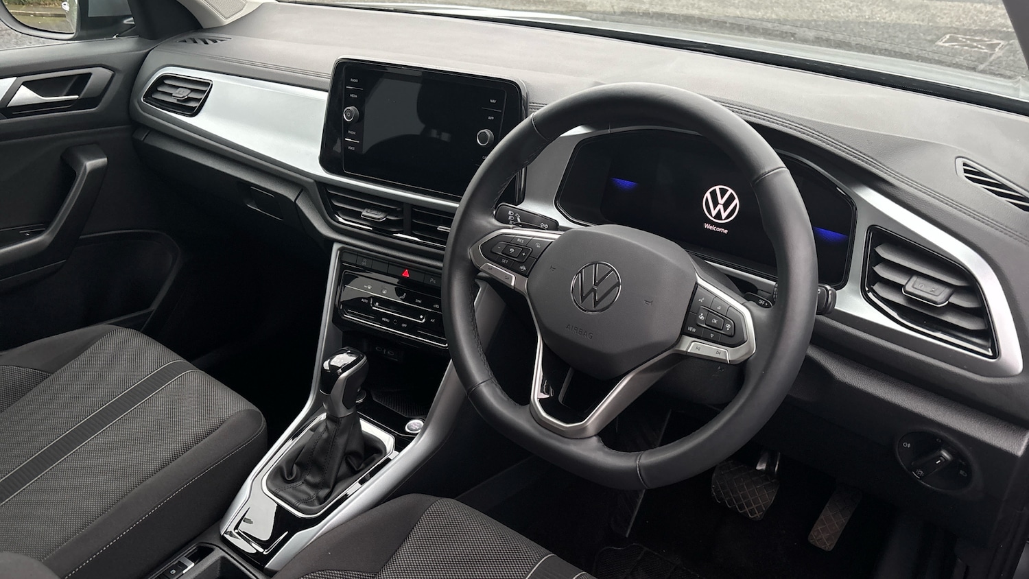 Used Volkswagen T-Roc 2025 for sale - 77435616: Photo 11