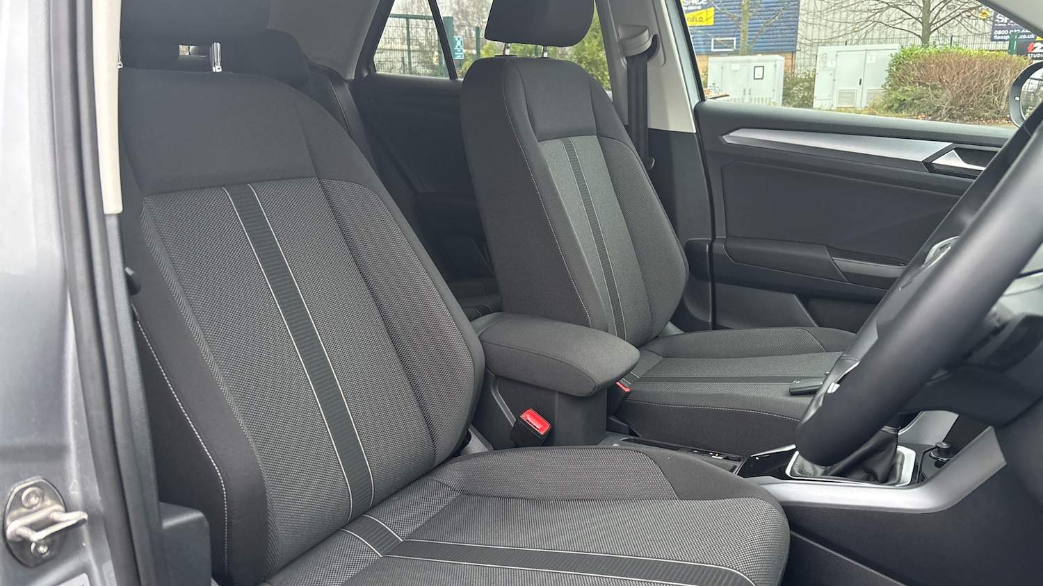 Used Volkswagen T-Roc 2025 for sale - 77435616: Photo 45