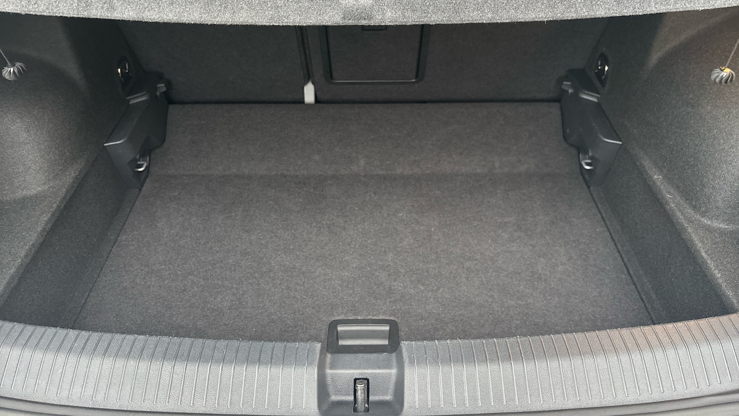 Used Volkswagen T-Roc 2025 for sale - 77435616: Photo 55