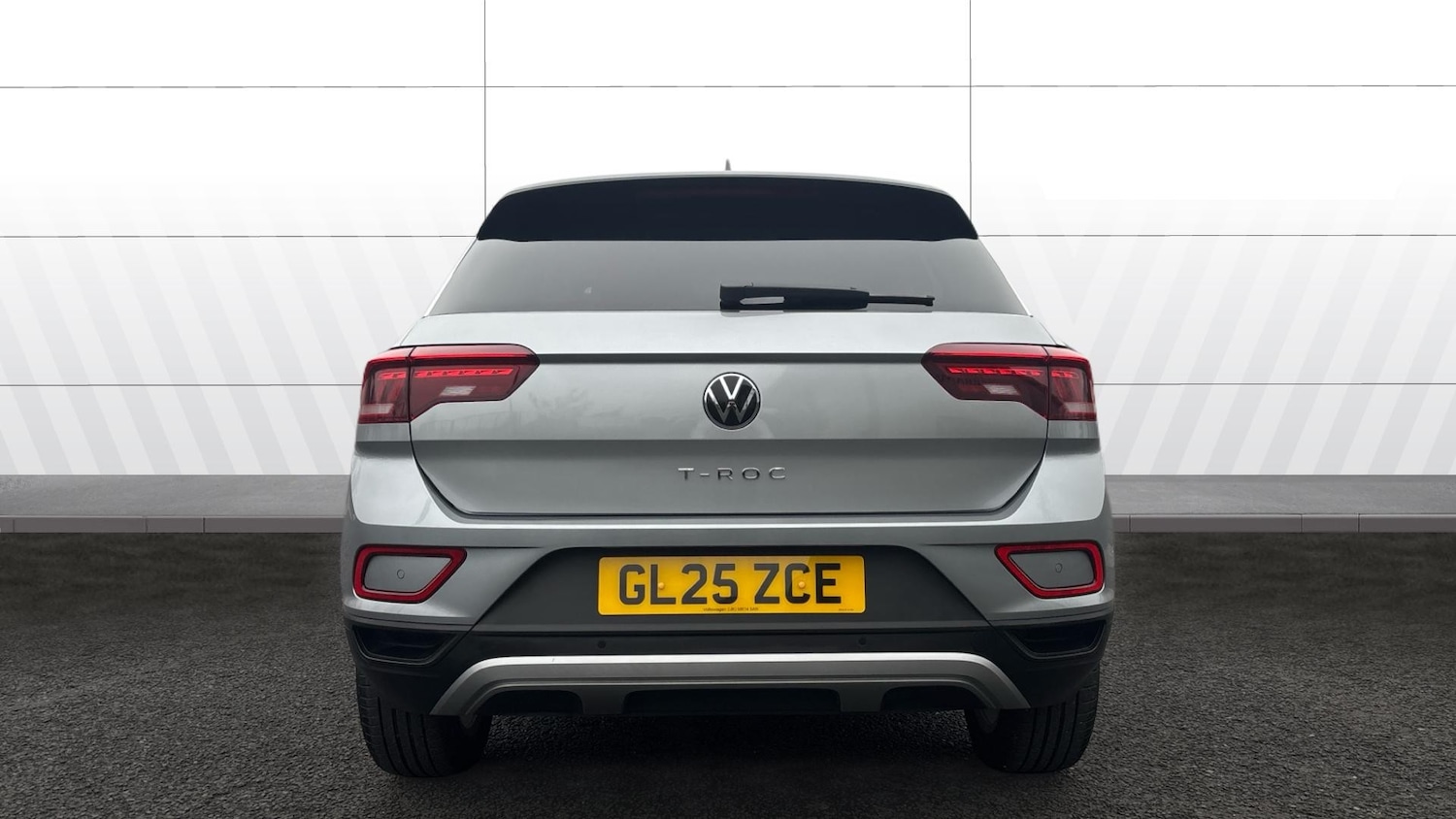 Used Volkswagen T-Roc 2025 for sale - 77435616: Photo 6