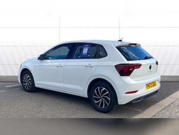 Used Volkswagen Polo 2023 for sale - 75984587: Photo 2