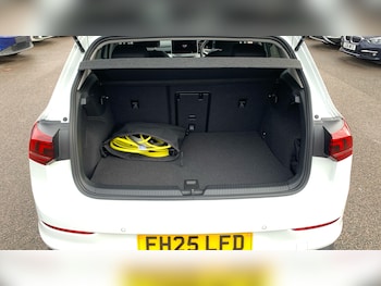 Used Volkswagen Golf 2025 for sale - 76101973: Photo 4