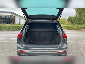 Used Volkswagen Tiguan 2022 for sale - 75790360: Photo