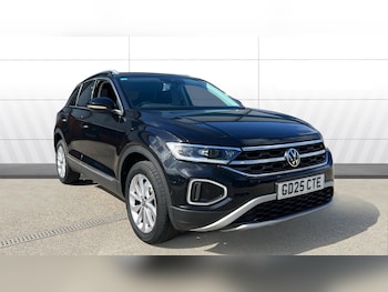 Used Volkswagen T-Roc 2025 for sale - 78282117: Photo