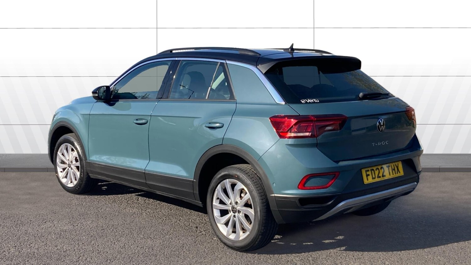 Used Volkswagen T-Roc 2022 for sale - 78163130: Photo 2