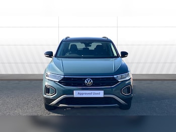 Used Volkswagen T-Roc 2022 for sale - 78163130: Photo