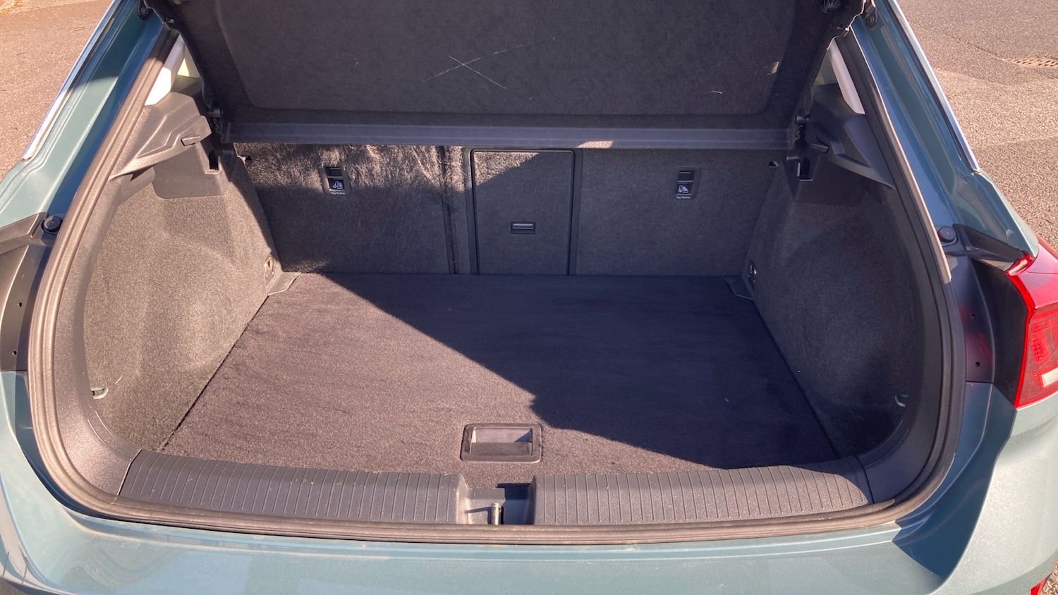 Used Volkswagen T-Roc 2022 for sale - 78163130: Photo 4