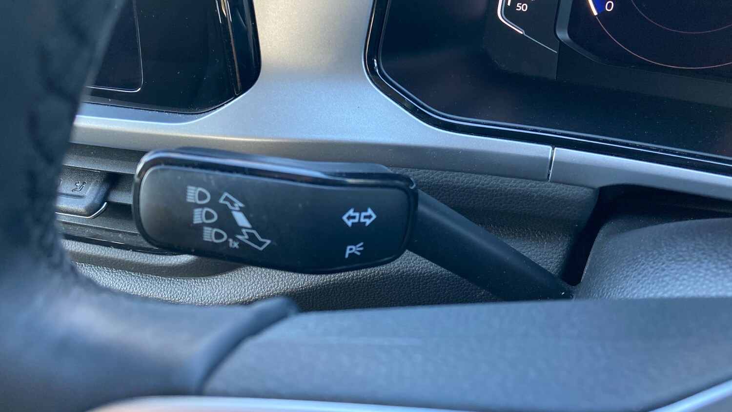 Used Volkswagen T-Roc 2022 for sale - 78163130: Photo 46