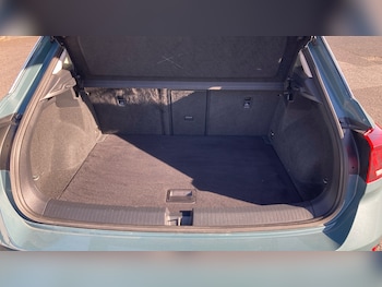 Used Volkswagen T-Roc 2022 for sale - 78163130: Photo