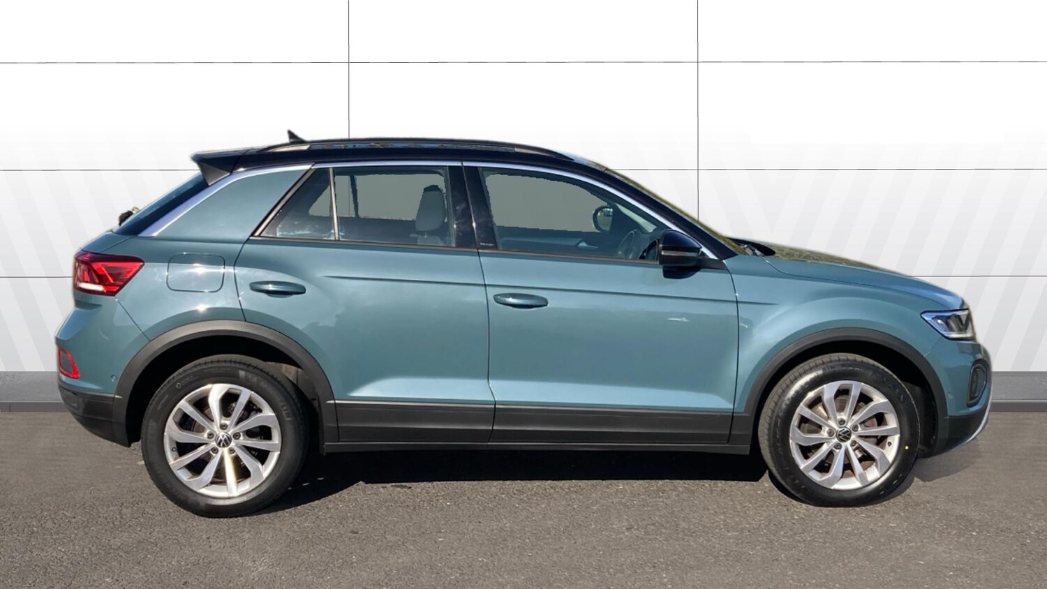 Used Volkswagen T-Roc 2022 for sale - 78163130: Photo 5